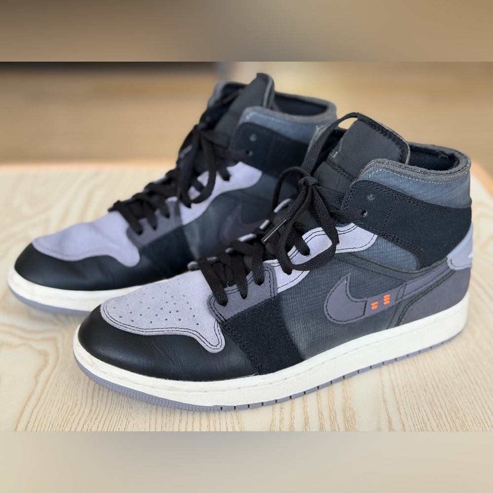 Nike Air Jordan 1 Mid Craft "Inside Out" Black - Size 9.5